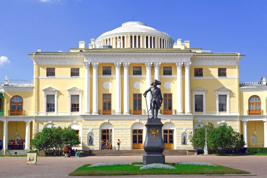 Павловский дворец