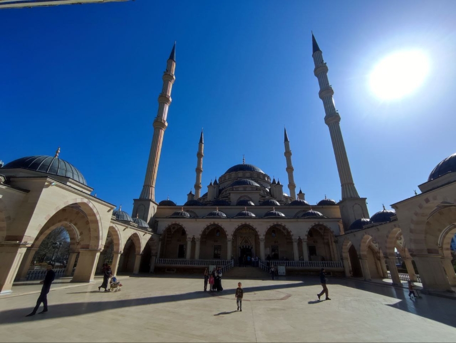 Главное изображение экскурсии - Грозный и мечеть в Шали