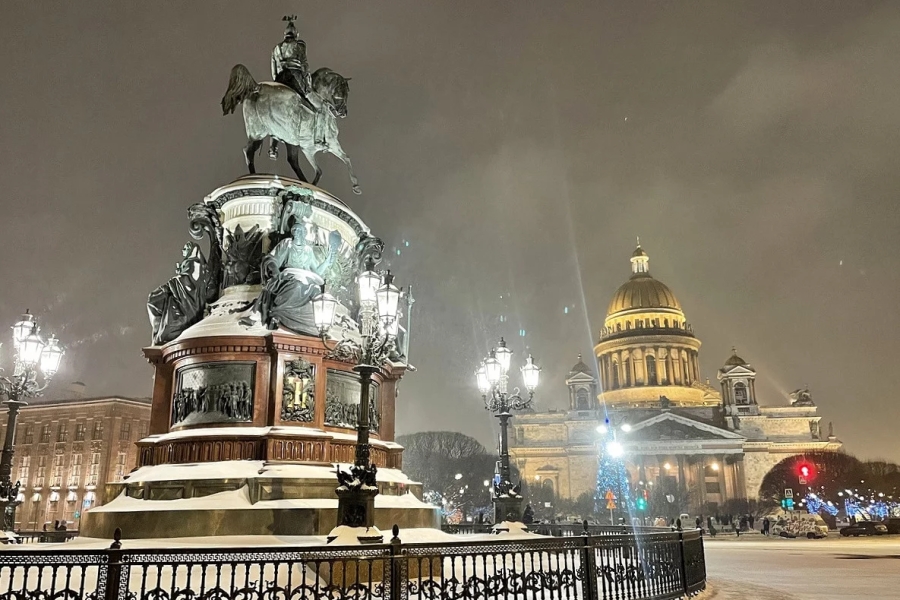 Главное изображение экскурсии - Новогодние мечты в Санкт-Петербурге
