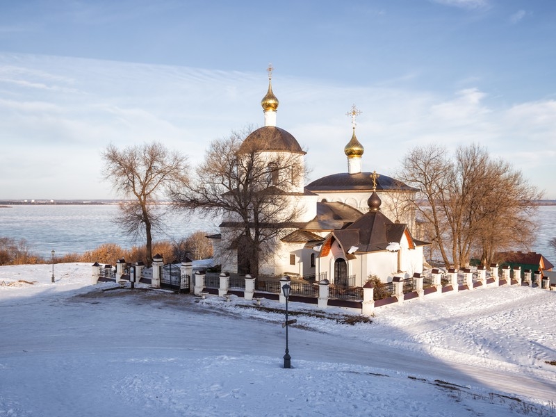 Главное изображение экскурсии - Зимняя групповая прогулка на воздушной подушке на Остров-град Свияжск