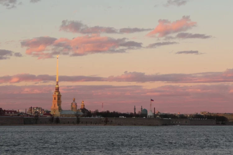 Главное изображение экскурсии - Знакомство с Петербургом