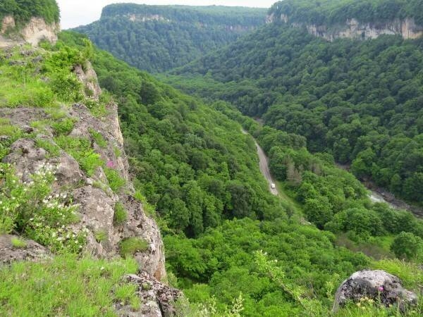 Главное изображение экскурсии - Гроты и водопады ущелья Мишоко