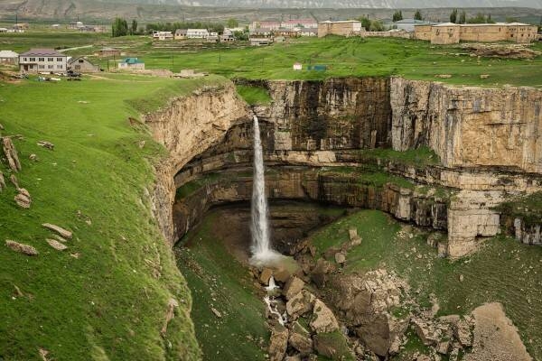 Главное изображение экскурсии - Горный Дагестан: Хунзах, водопад Тобот и Каменная чаша