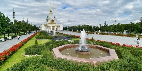 Главное изображение экскурсии - ВДНХ: Традиции и современность + павильон Макет Москвы