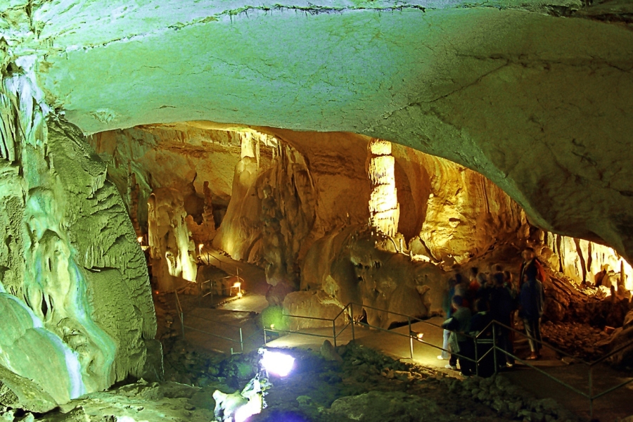 Главное изображение экскурсии - Подземные дворцы Крыма. Пещеры горы Чатыр-Даг: Мраморная и Эмине Баир Хосар
